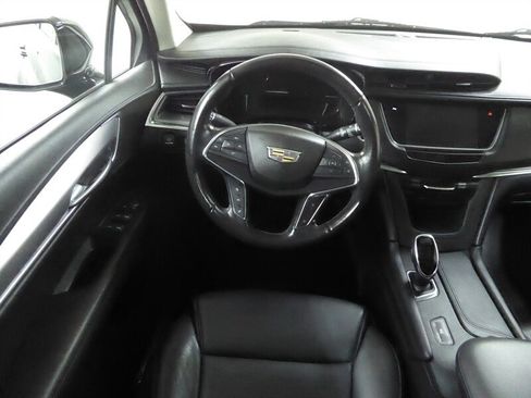 Used 2019 Cadillac XT5 Luxury FWD image 10