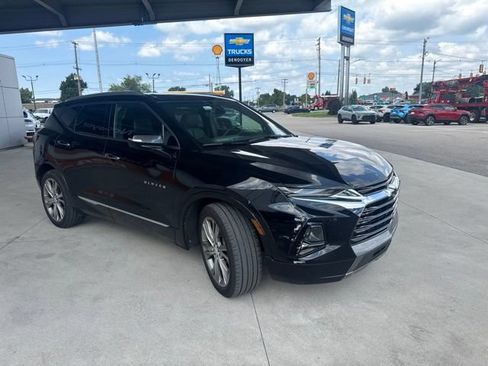 Used 2019 Chevrolet Blazer Premier w/ Sun and Wheels Package AWD/4WD image 7