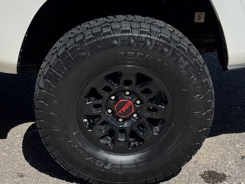 Used 2023 Toyota Tacoma SR AWD/4WD image 11