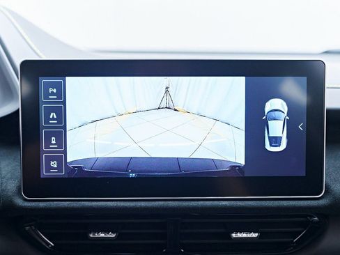 Used 2025 Lotus Emira image 75