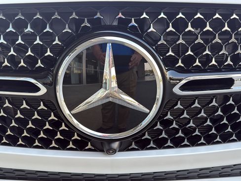 New 2026 Mercedes-Benz GLE 350 4MATIC image 18