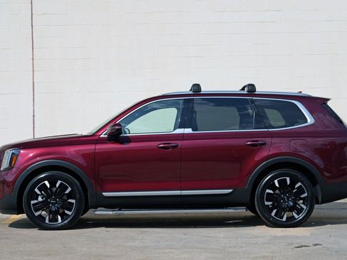 Used 2024 Kia Telluride SX AWD/4WD image 9