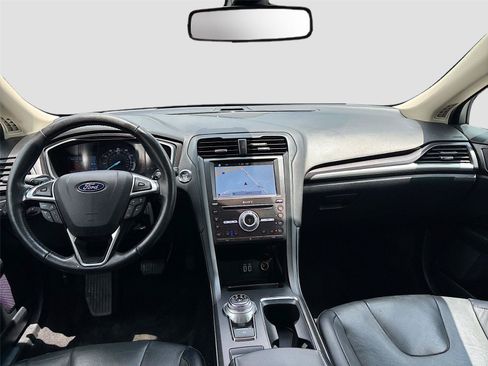 Used 2019 Ford Fusion Titanium FWD image 24