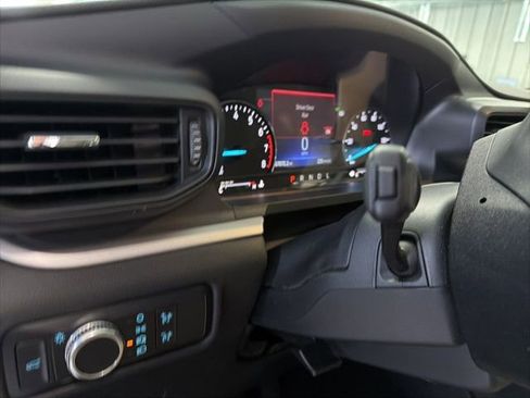Used 2022 Ford Explorer XLT RWD image 16