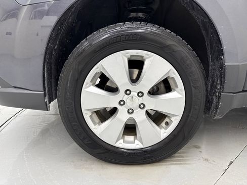 Used 2011 Subaru Outback 2.5i Premium image 9
