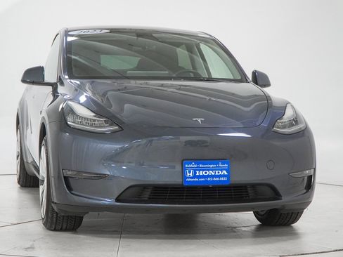 Used 2023 Tesla Model Y Long Range image 18