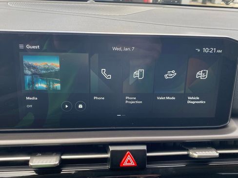 Used 2026 Kia Sportage EX w/ EX Panorama Roof Package image 24