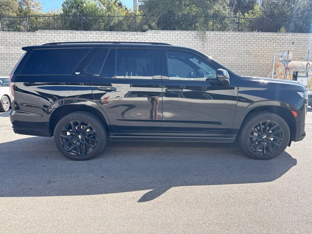 Used 2021 Cadillac Escalade Sport Platinum AWD/4WD image 5