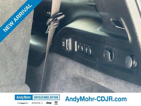 Used 2023 Jeep Grand Cherokee L Overland w/ Rear Seat Video Group I AWD/4WD image 40