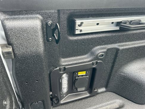 New 2026 Ford Maverick Lariat image 6