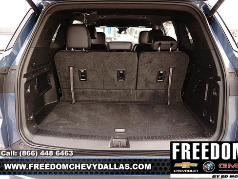 Used 2025 Buick Enclave Preferred image 44