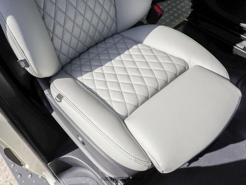 Used 2025 Mercedes-Benz Sprinter 2500 image 51