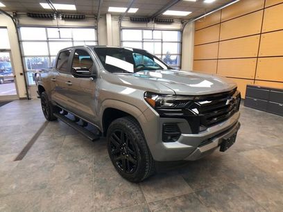 Used 2025 Chevrolet Colorado Z71 w/ Technology Package