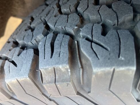 Used 2019 Nissan Armada SV w/ Driver Package image 9