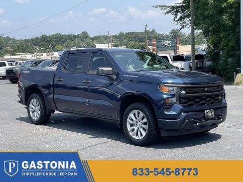 Used 2022 Chevrolet Silverado 1500 Custom AWD/4WD image 1