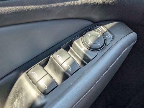 Used 2024 Buick Enclave Essence w/ Experience Buick Package AWD/4WD image 11