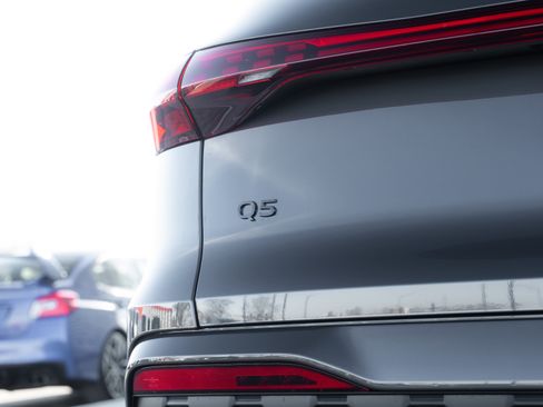 New 2025 Audi Q5 Premium image 30