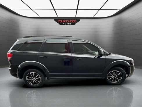 Used 2018 Dodge Journey SE w/ Blacktop Package image 6