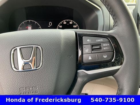 Used 2026 Honda Odyssey Elite image 35