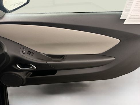 Used 2013 Chevrolet Camaro LS RWD image 29