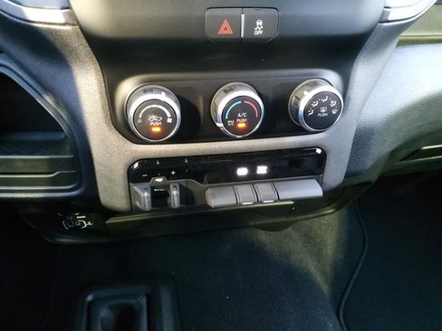 Used 2023 RAM 2500 Tradesman image 15