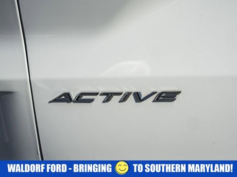 Certified 2023 Ford Escape Active image 9