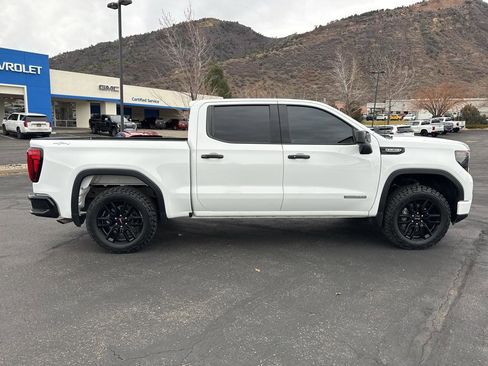 Used 2023 GMC Sierra 1500 Elevation image 8