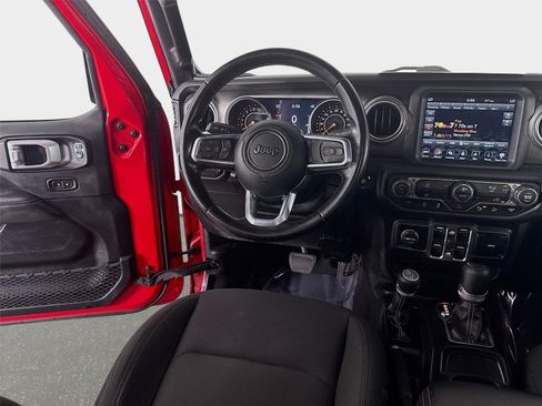Used 2020 Jeep Wrangler Unlimited Sahara AWD/4WD image 22