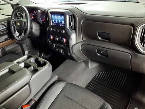 Used 2022 Chevrolet Silverado 1500 LT AWD/4WD image 13
