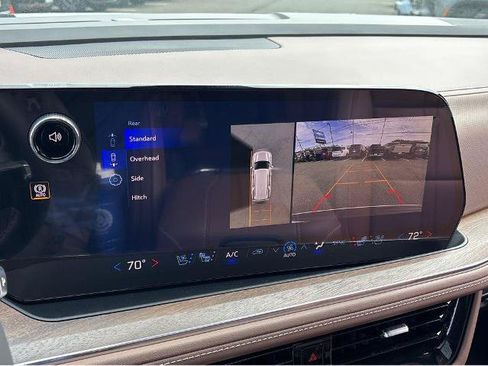 New 2026 Chevrolet Tahoe High Country AWD/4WD image 23