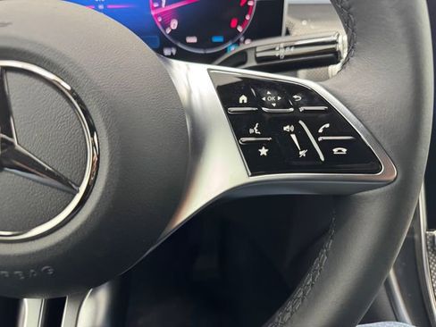 New 2025 Mercedes-Benz GLC 300 image 24