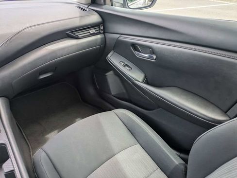 Used 2023 Nissan Sentra SV FWD image 16