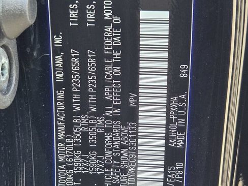 Used 2026 Toyota Sienna XLE FWD image 33