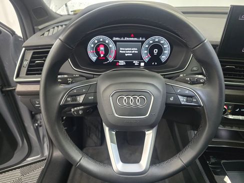 Certified 2025 Audi Q5 2.0T Premium Plus image 14