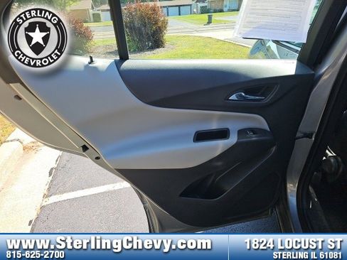 Used 2023 Chevrolet Equinox LS image 22