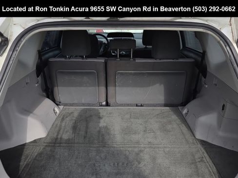 Used 2017 Toyota Prius V Two w/ Carpet Mat Package FWD image 9