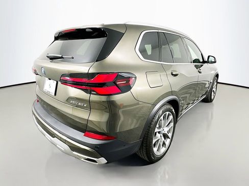 New 2026 BMW X5 xDrive50e image 5
