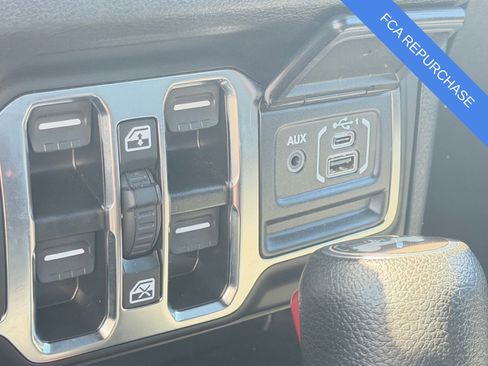 Used 2024 Jeep Wrangler Unlimited Sport AWD/4WD image 24