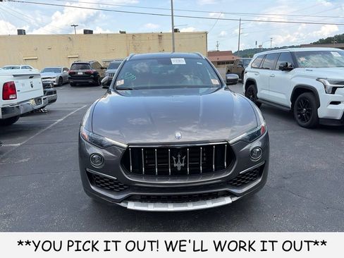 Used 2019 Maserati Levante GranLusso AWD/4WD image 2