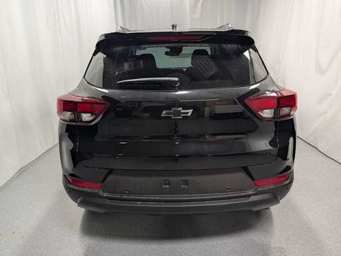 New 2026 Chevrolet TrailBlazer LT w/ Convenience Package FWD image 4