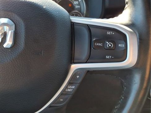 Used 2021 RAM 1500 Big Horn image 25
