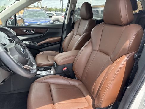Used 2023 Subaru Ascent Touring AWD/4WD image 6