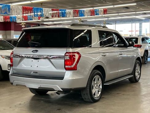 Used 2019 Ford Expedition XLT w/ Equipment Group 202A image 5