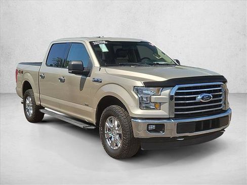 Used 2017 Ford F150 XLT w/ Equipment Group 302A Luxury AWD/4WD image 3