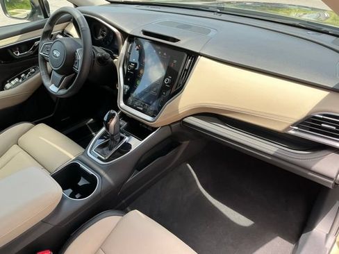 Certified 2025 Subaru Outback Limited AWD/4WD image 19