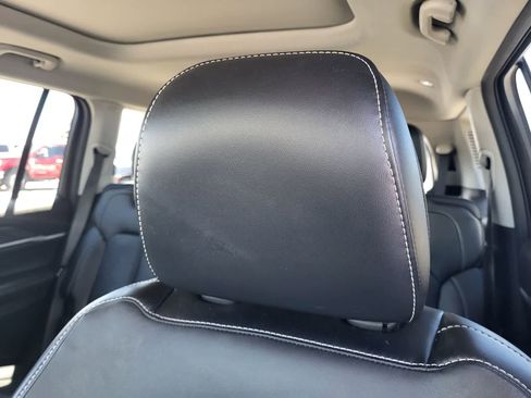 Used 2021 Jeep Grand Cherokee L Limited w/ MOPAR Finishing Package image 15