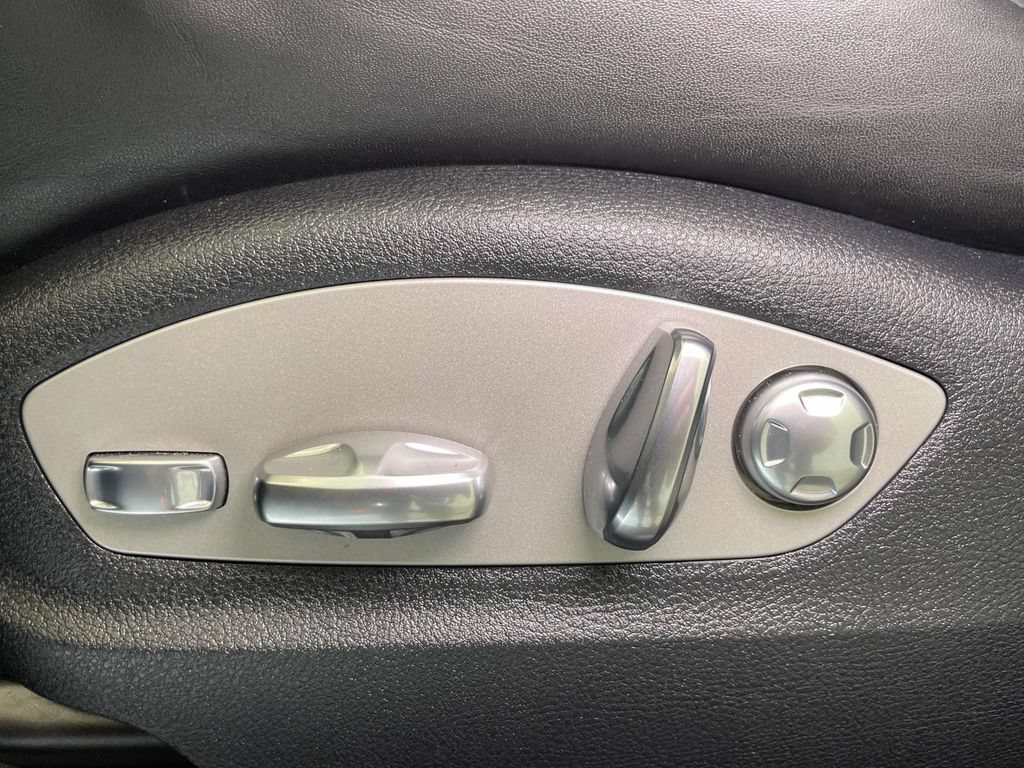 Certified 2023 Porsche Panamera 4 AWD/4WD image 63