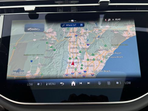 New 2026 Mercedes-Benz E 53 AMG e 4MATIC Sedan image 23