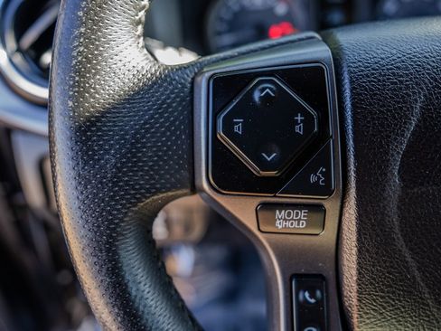 Used 2021 Toyota Tacoma TRD Sport w/ Technology Package RWD image 16