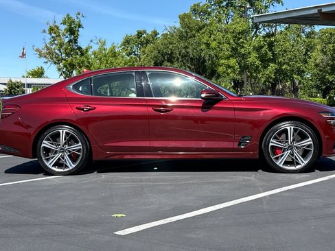 Used 2024 Genesis G70 2.5T w/ Sport Prestige Package RWD image 10